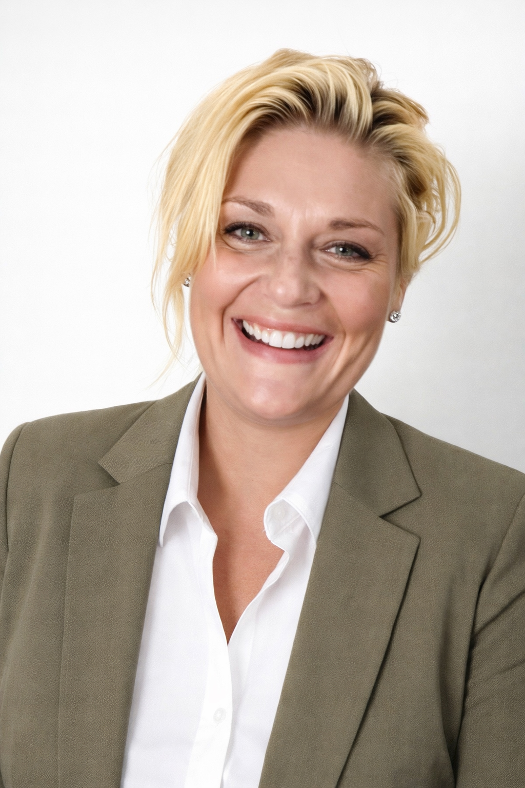 Lura J. Chaston - Senior IT Project Manager